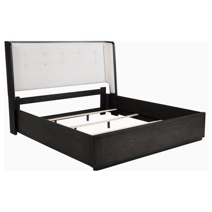 Leandro - Wingback Bed