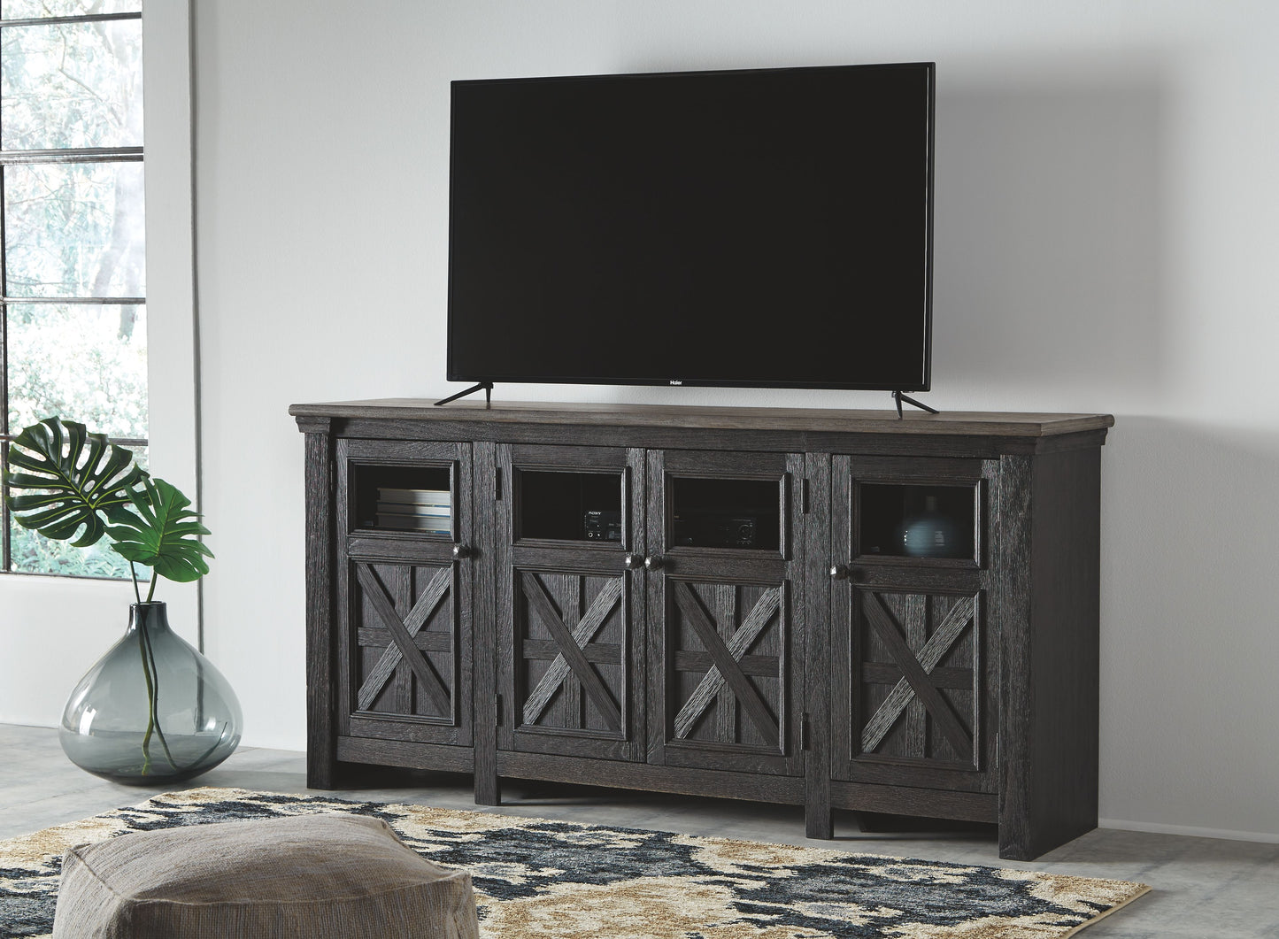 Tyler - Negro / Gris - Mueble para TV extra grande