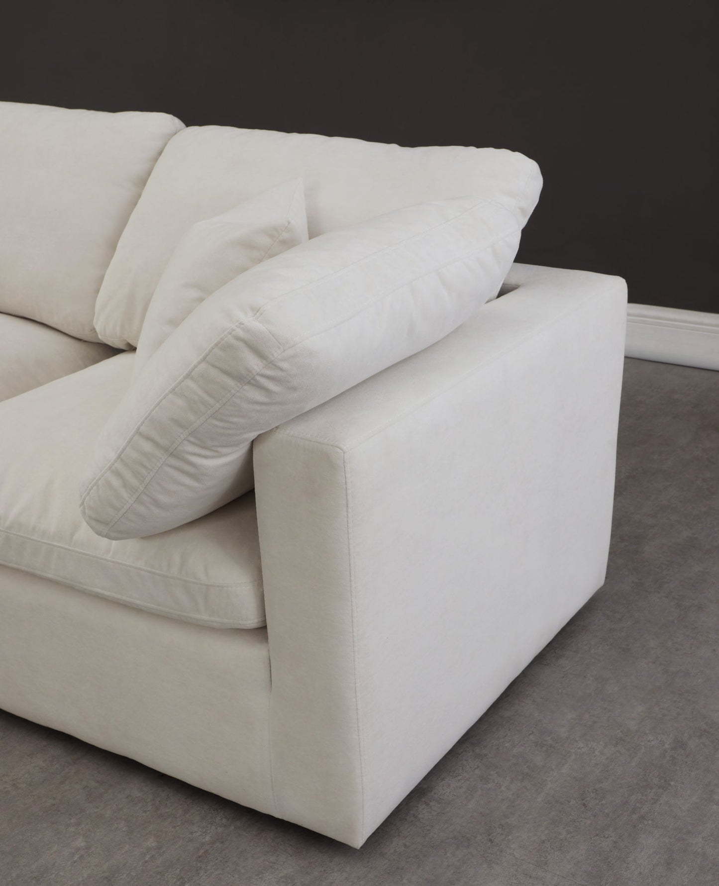Plush - 5 Piece Modular Sectional